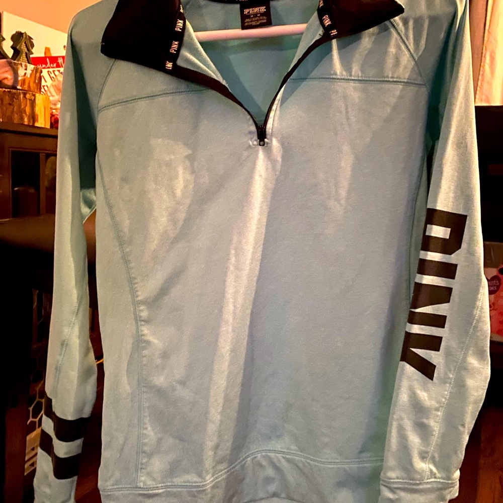 Medium, Pink brand, long sleeve, collar half-zip